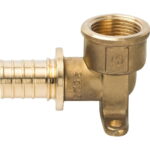 STOUT Угольник настенный с креплением 25xRp 3/4" для труб из сшитого полиэтилена аксиальный — фото 2